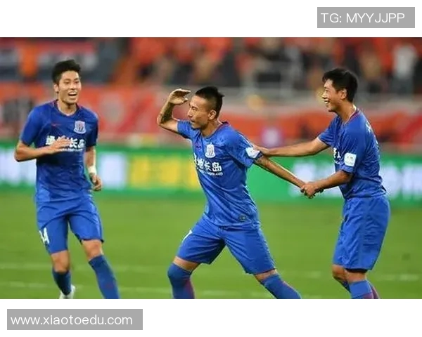 沙勒罗瓦与科特赖克激战正酣谁能在这场较量中笑到最后